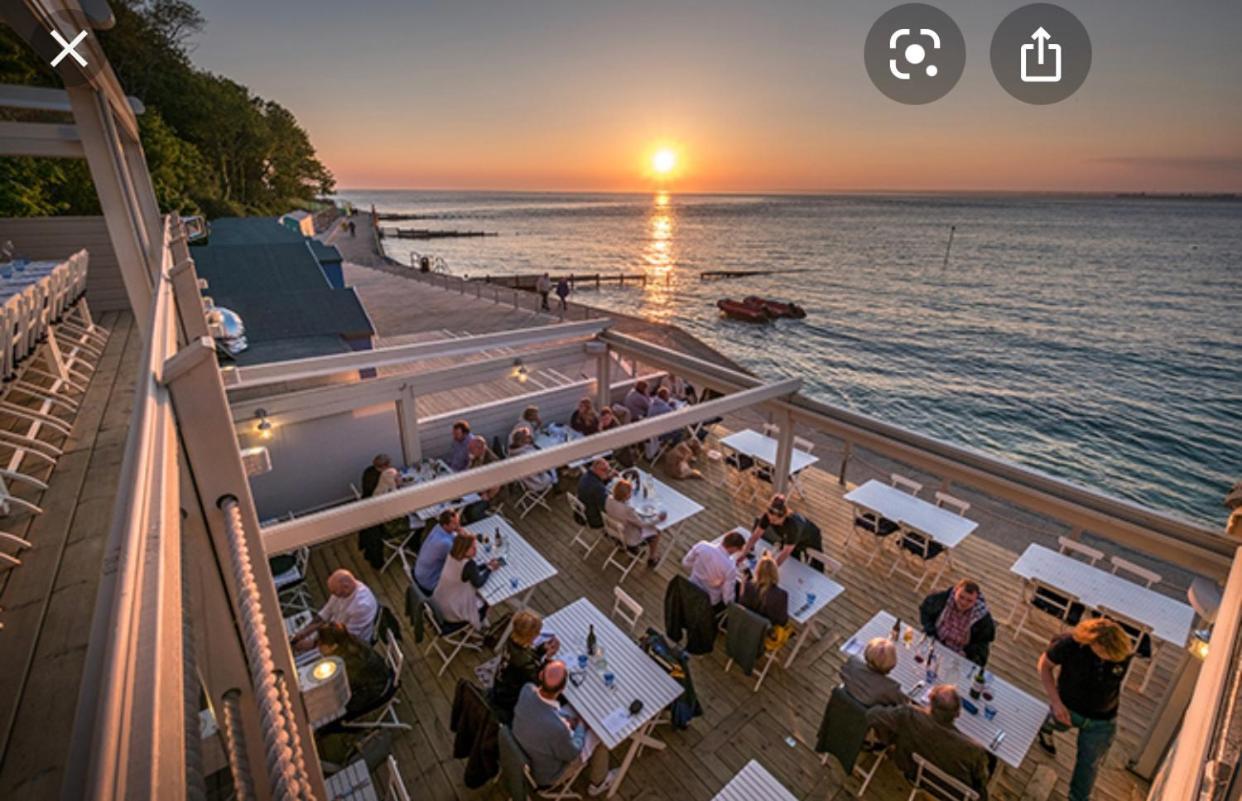 Beau - Brambles Chine, Colwell Bay - 5 Star Wifi - Short Walk To The Hut And Beach - 1 Night Stays Available - Ferry Offers Freshwater Exterior foto